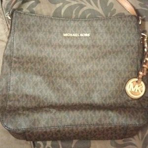 Cute small Michael Kors shoulder handbag